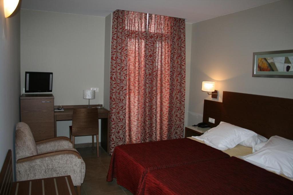 Hotel Ciutat De Carlet Chambre photo